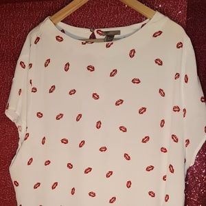 H&M Red Lips Blouse size 22